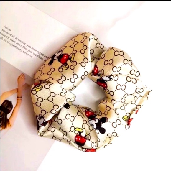 (10) DISNEY Mickey Mouse Hair Scrunchy - Picture 3 of 5